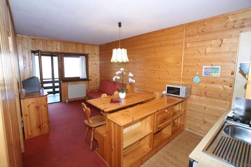 Hotel Resort Veronza Cavalese Bagian luar foto